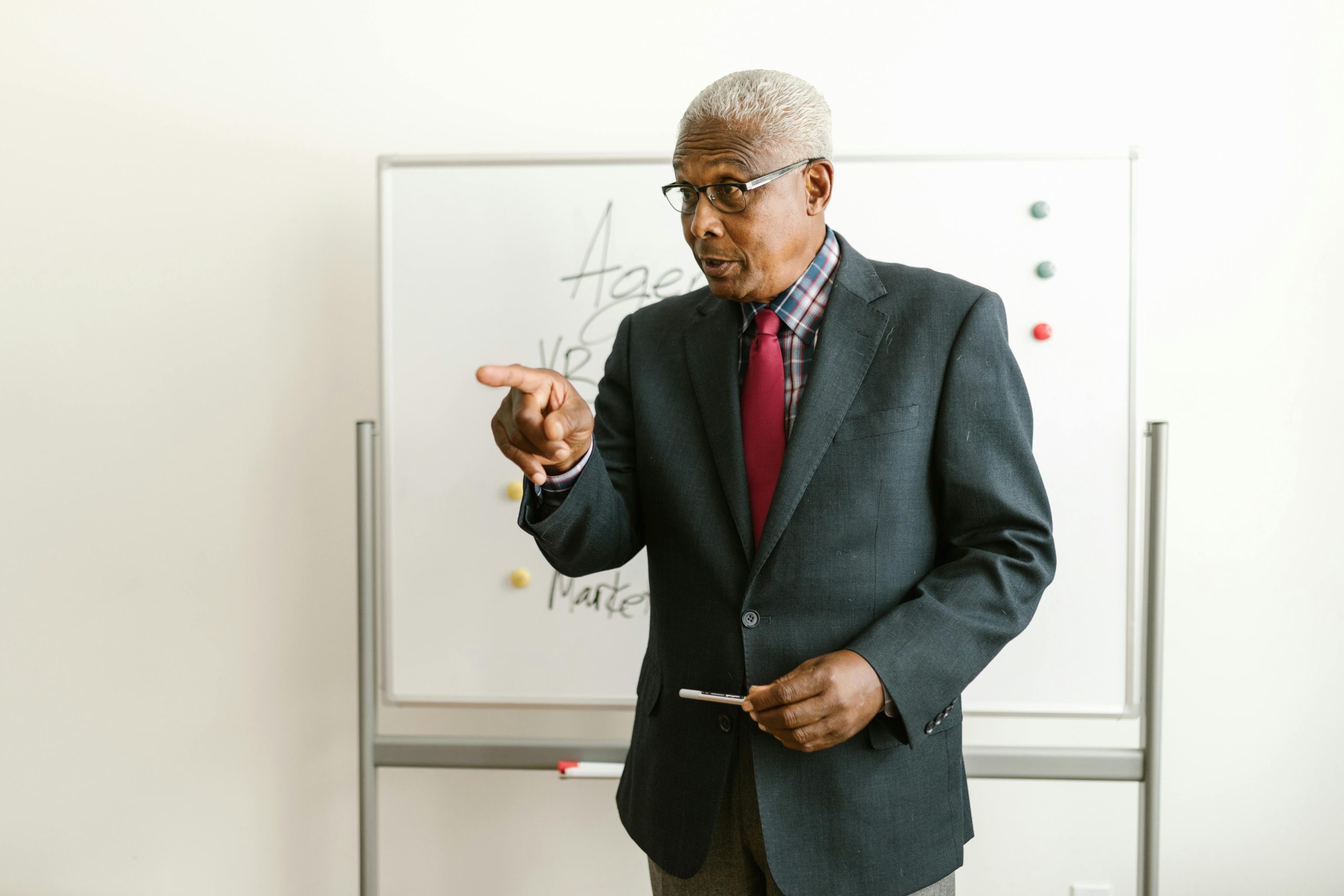 Mastering Sales and Marketing with a Business Coach Los Angeles