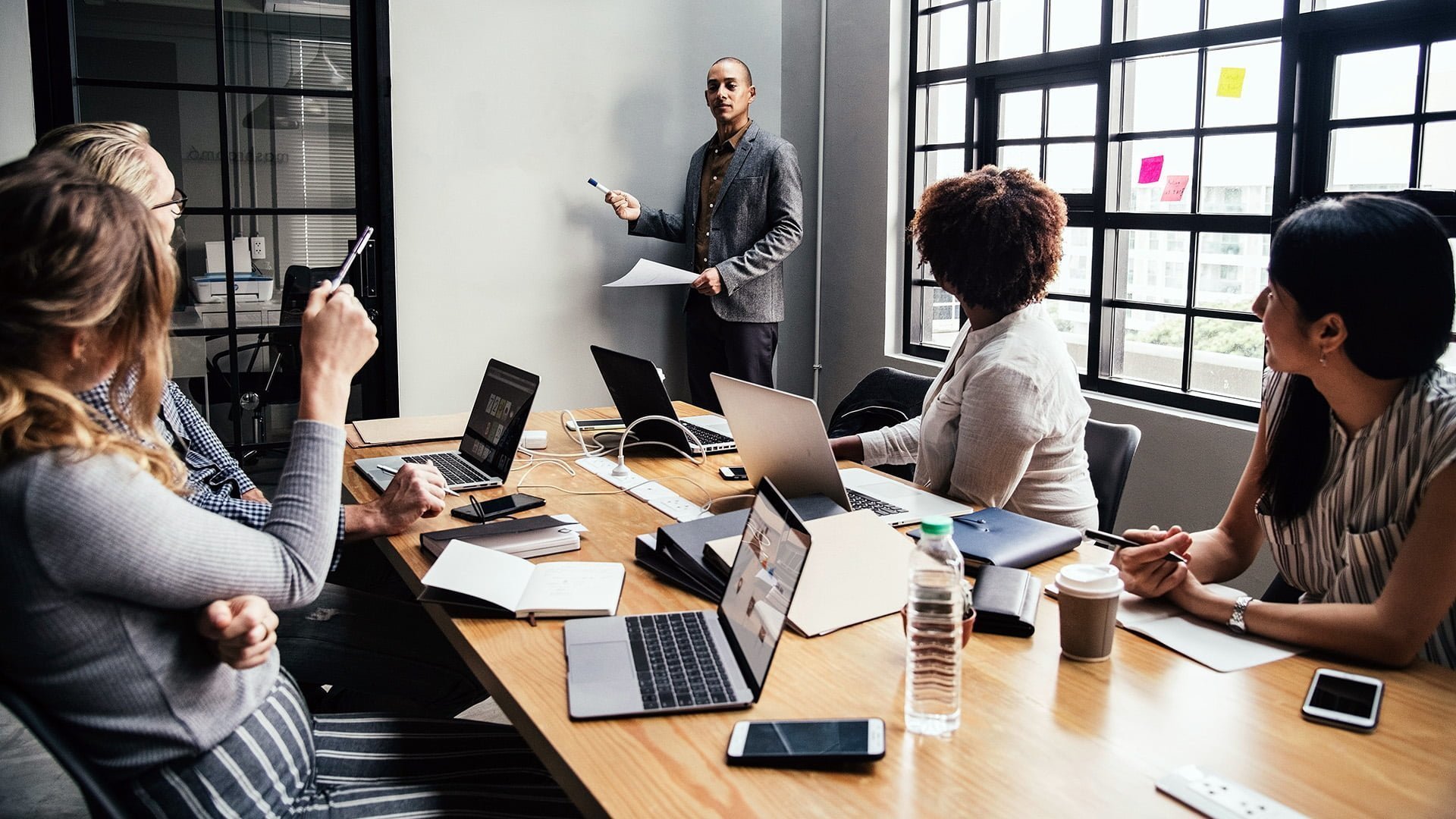 What Makes Socialpanel24 the Best SMM Panel Provider